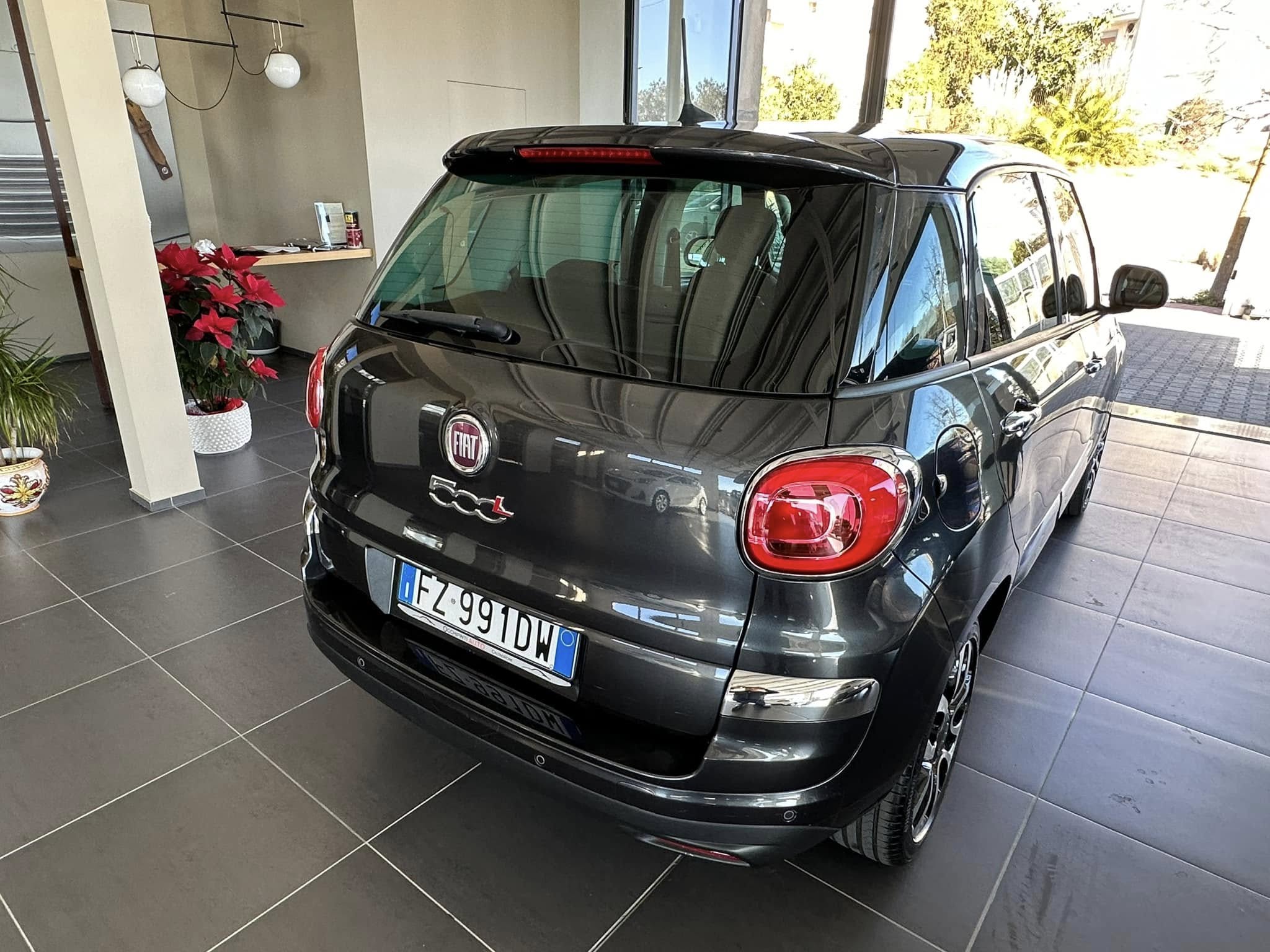 FIAT 500L 1.6 Multijet 120 cv  ” LOUNGE”