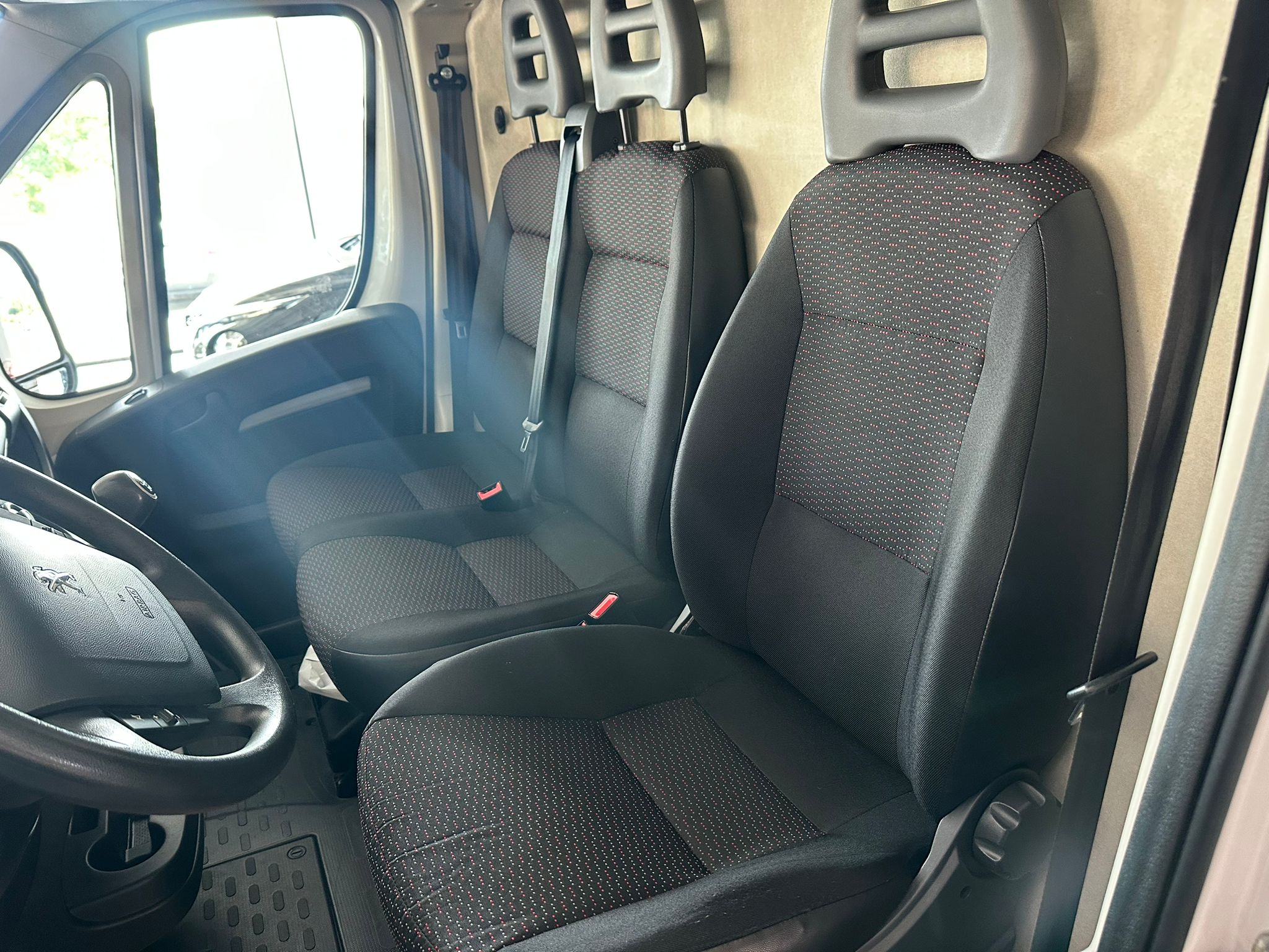 PEUGEOT BOXER 335 L2H2 BHDI 140CV