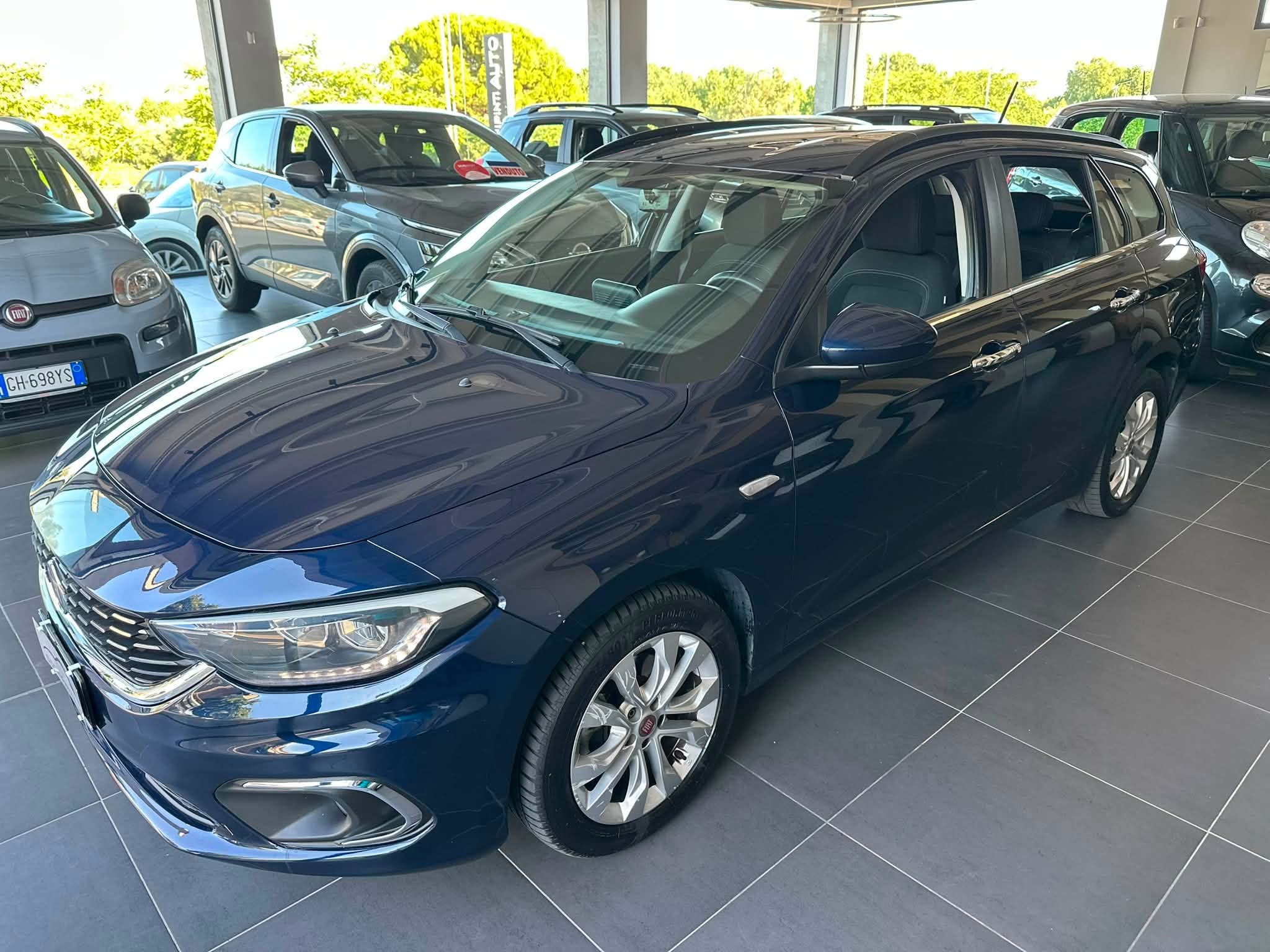 FIAT TIPO SW 🔷 VERSIONE LOUNGE