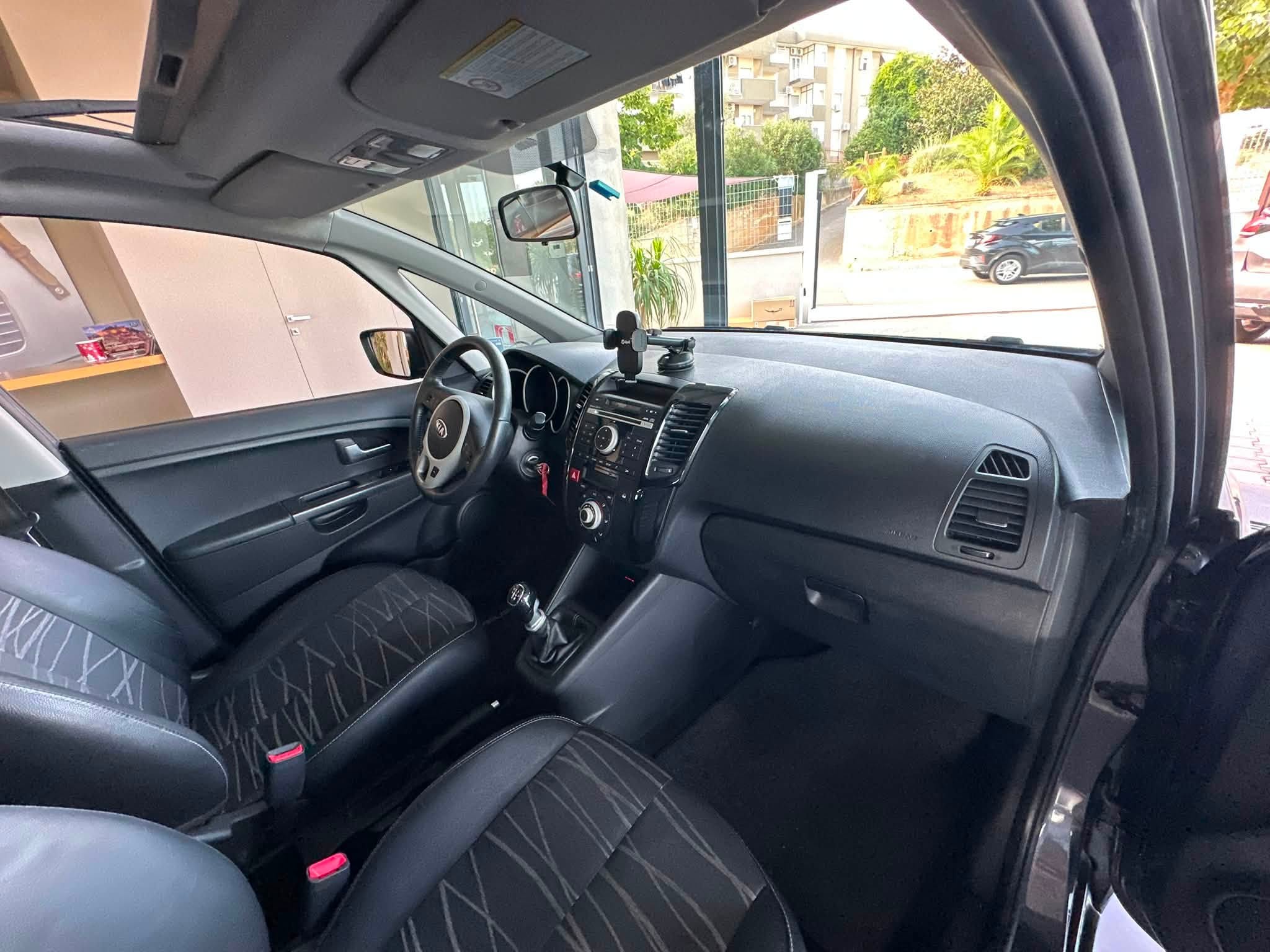 KIA VENGA 1.4 CVVT COOL