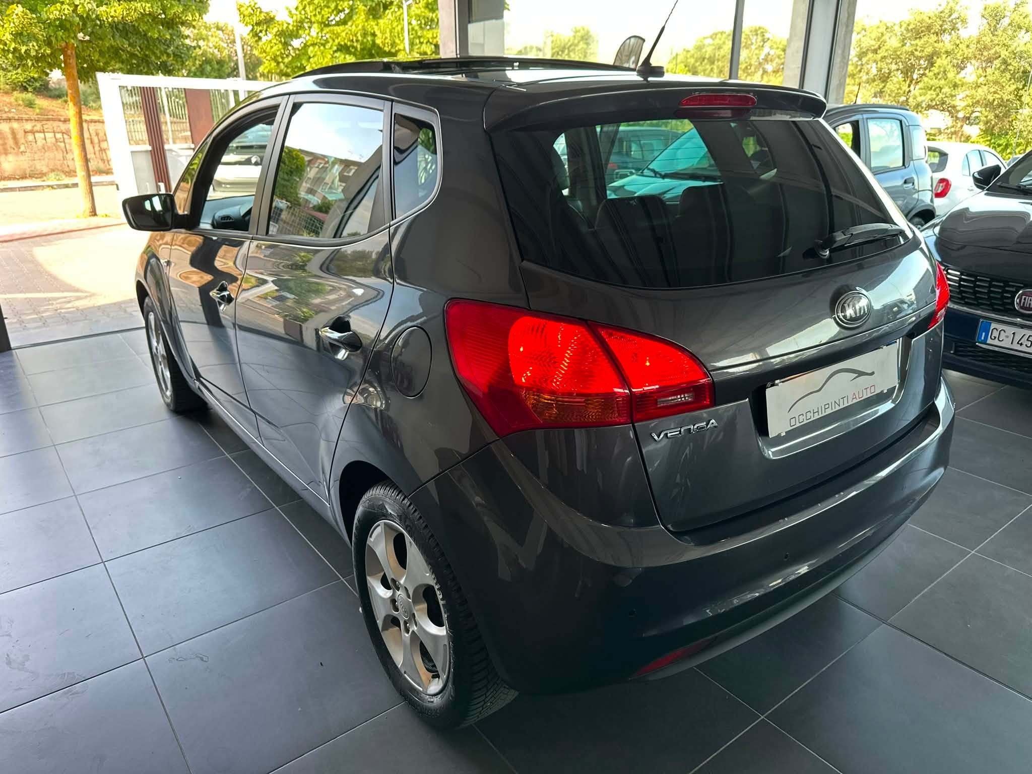KIA VENGA 1.4 CVVT COOL