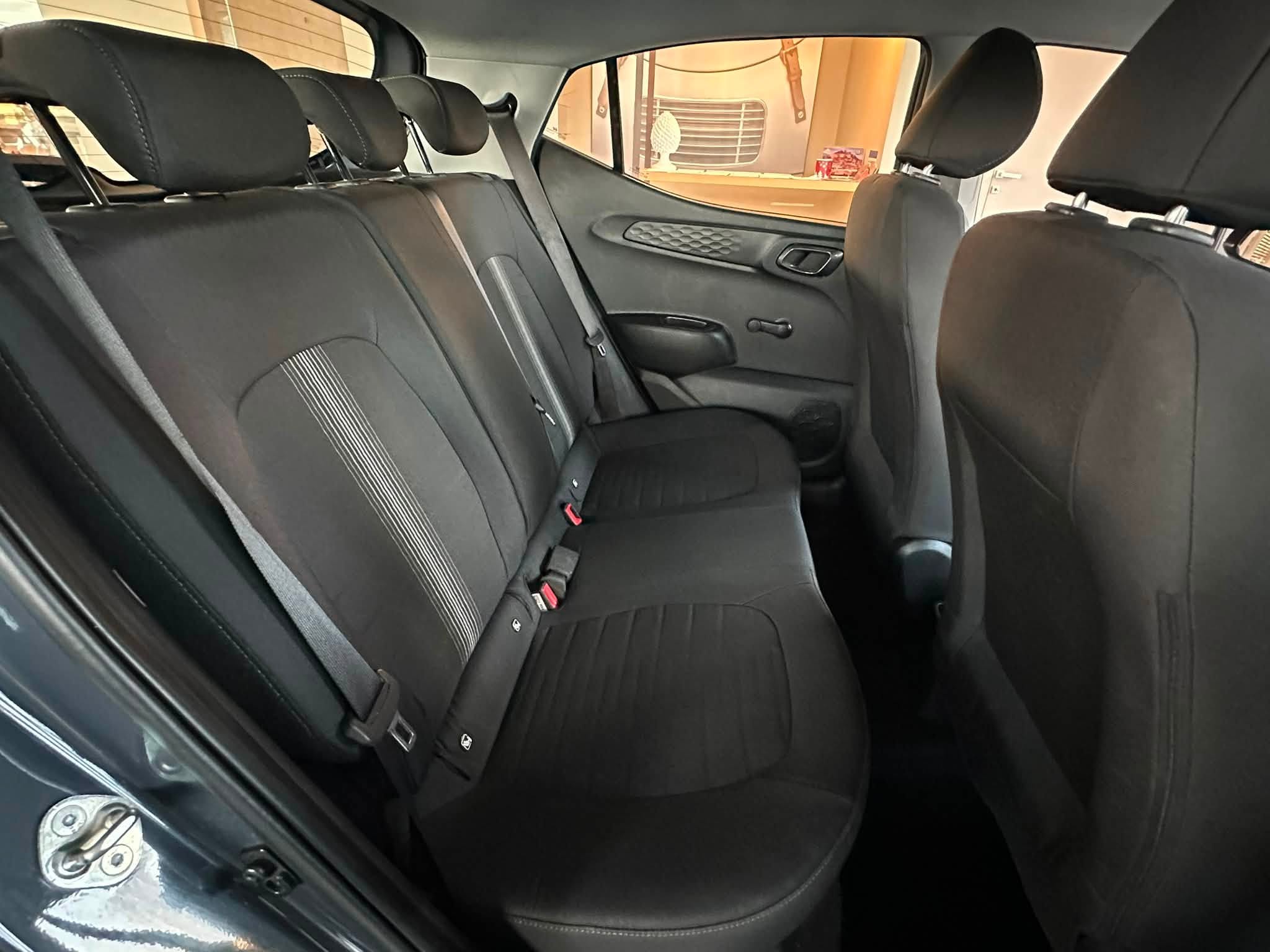 HYUNDAI   i 10