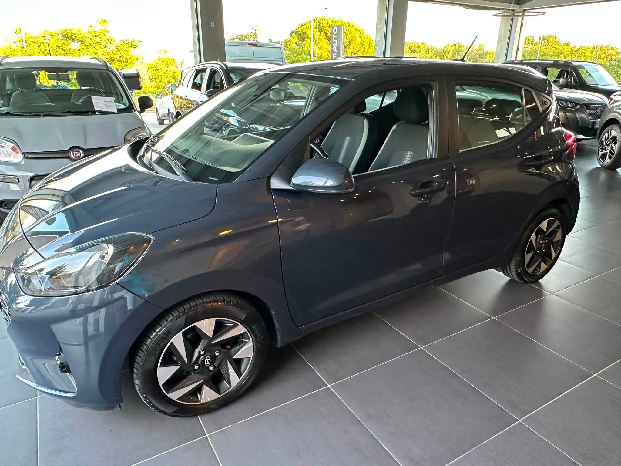 HYUNDAI   i 10