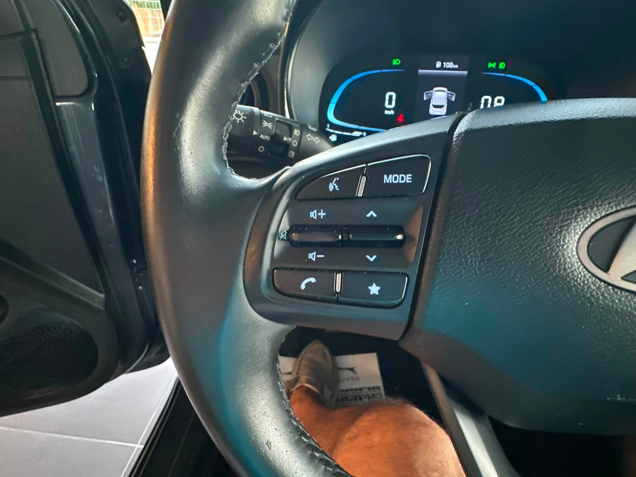 HYUNDAI   i 10