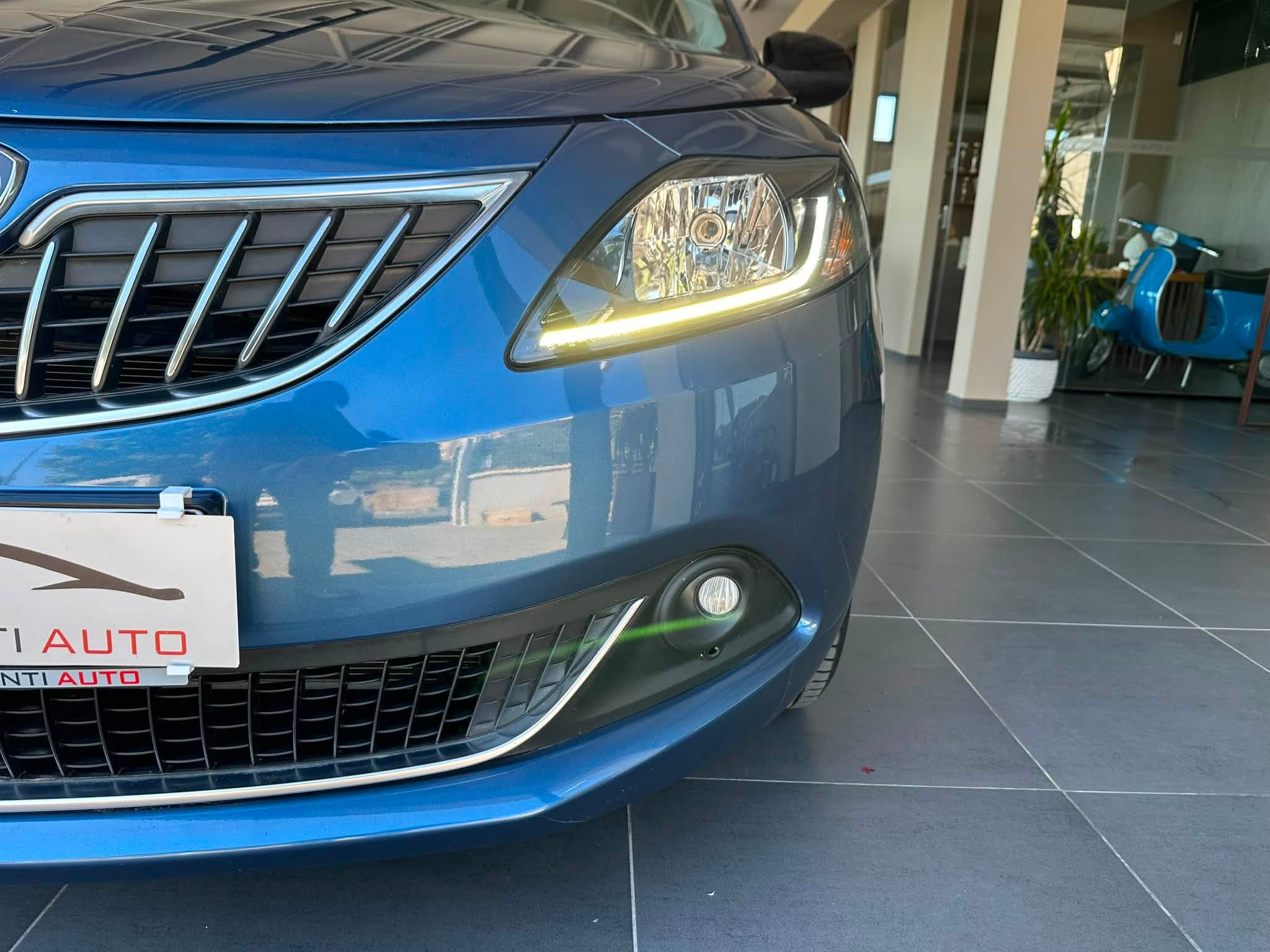 LANCIA YPSILON GOLD 1.0 firefly Hybrid S&S 70 cv