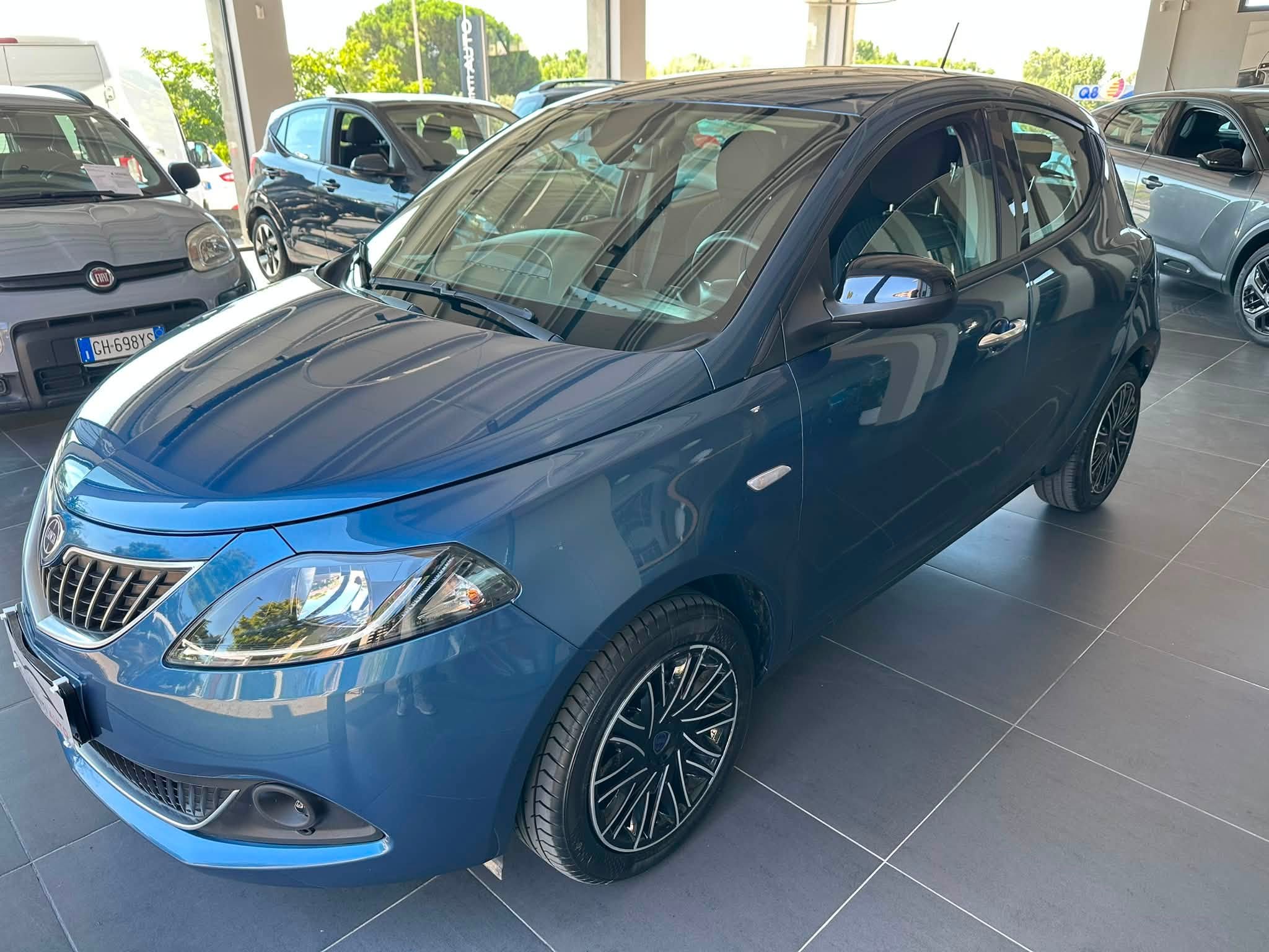 LANCIA YPSILON GOLD 1.0 firefly Hybrid S&S 70 cv