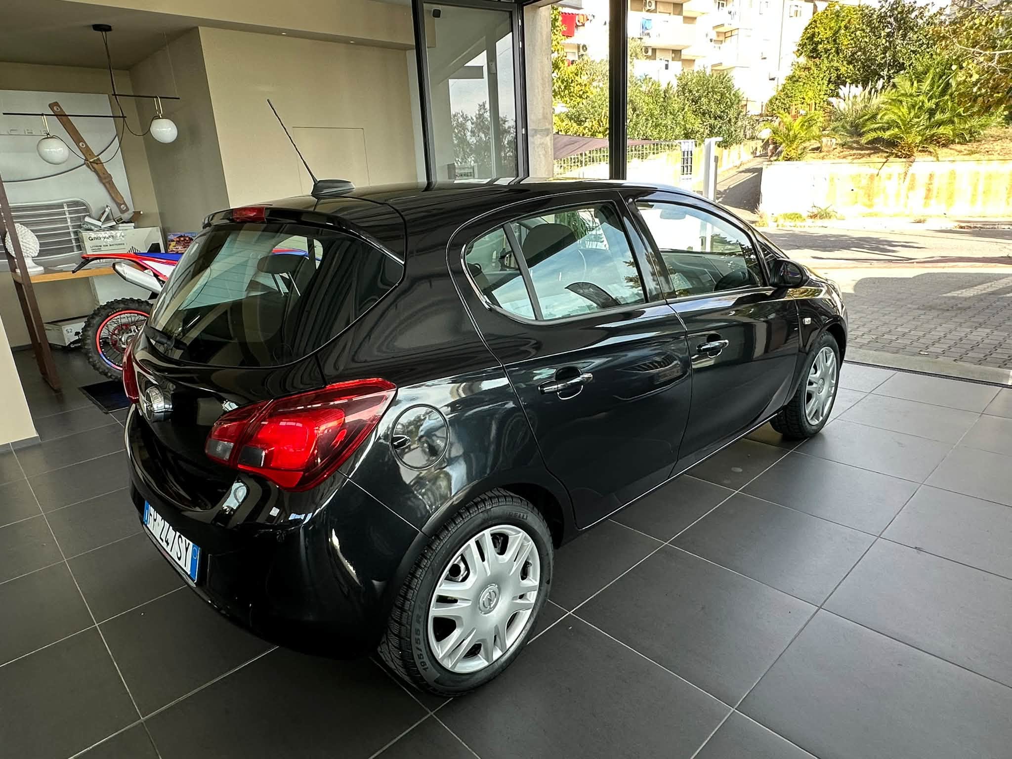 OPEL CORSA ADVANCE