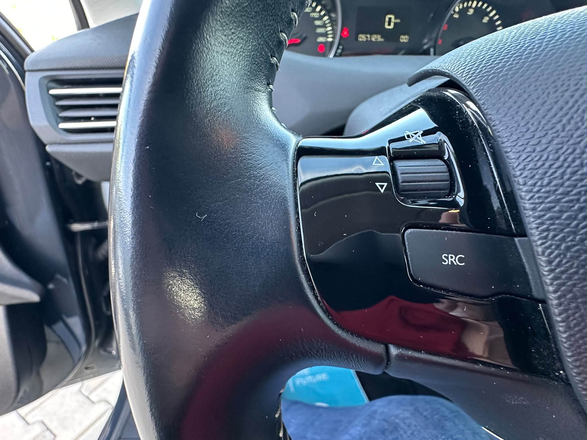 PEUGEOT 308 BlueHDi